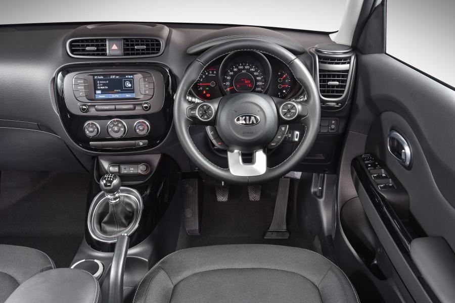 Торпедо Kia Soul 2017 года  (ZA) (фото 29 из 40)